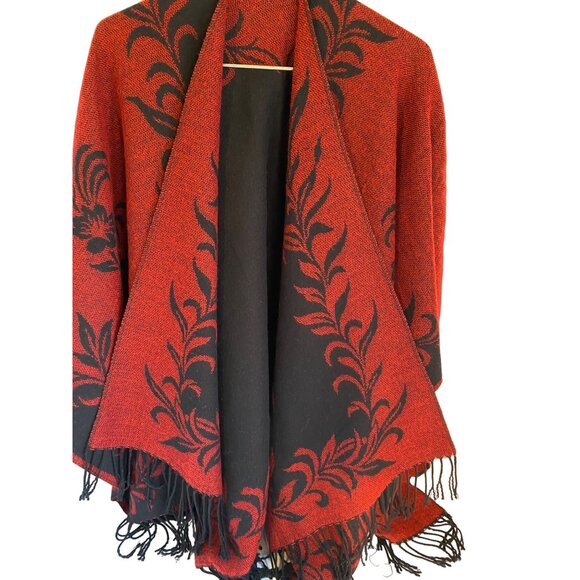 Shawl Reversible Red & Black Floral Patterned Wool Blend  With  Fringe Edges - Picture 2 of 8